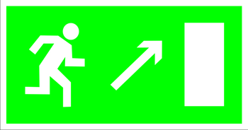 E05 направление к эвакуационному выходу направо вверх (пленка, 300х150 мм) - Знаки безопасности - Эвакуационные знаки - ohrana.inoy.org